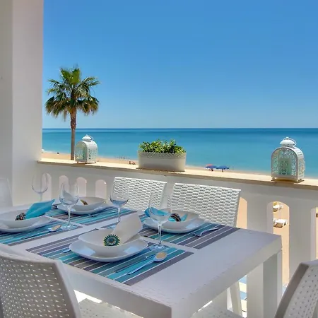 Casa Pé Na Areia- Unique Spot- Front By Dreamvillasalbufeira *